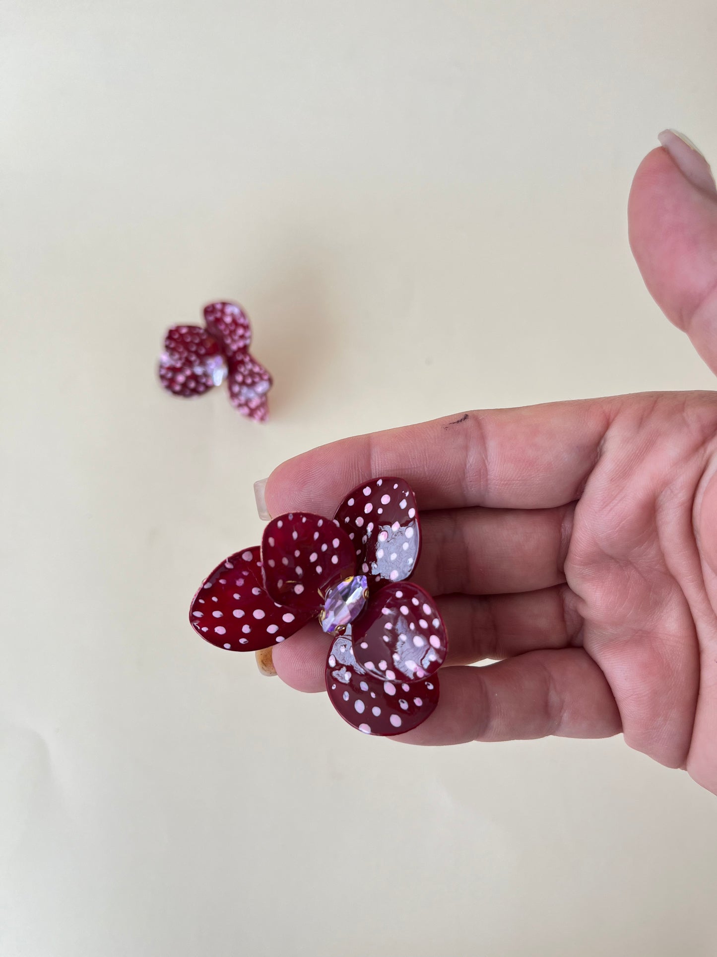 Orchid Dot Burgundy