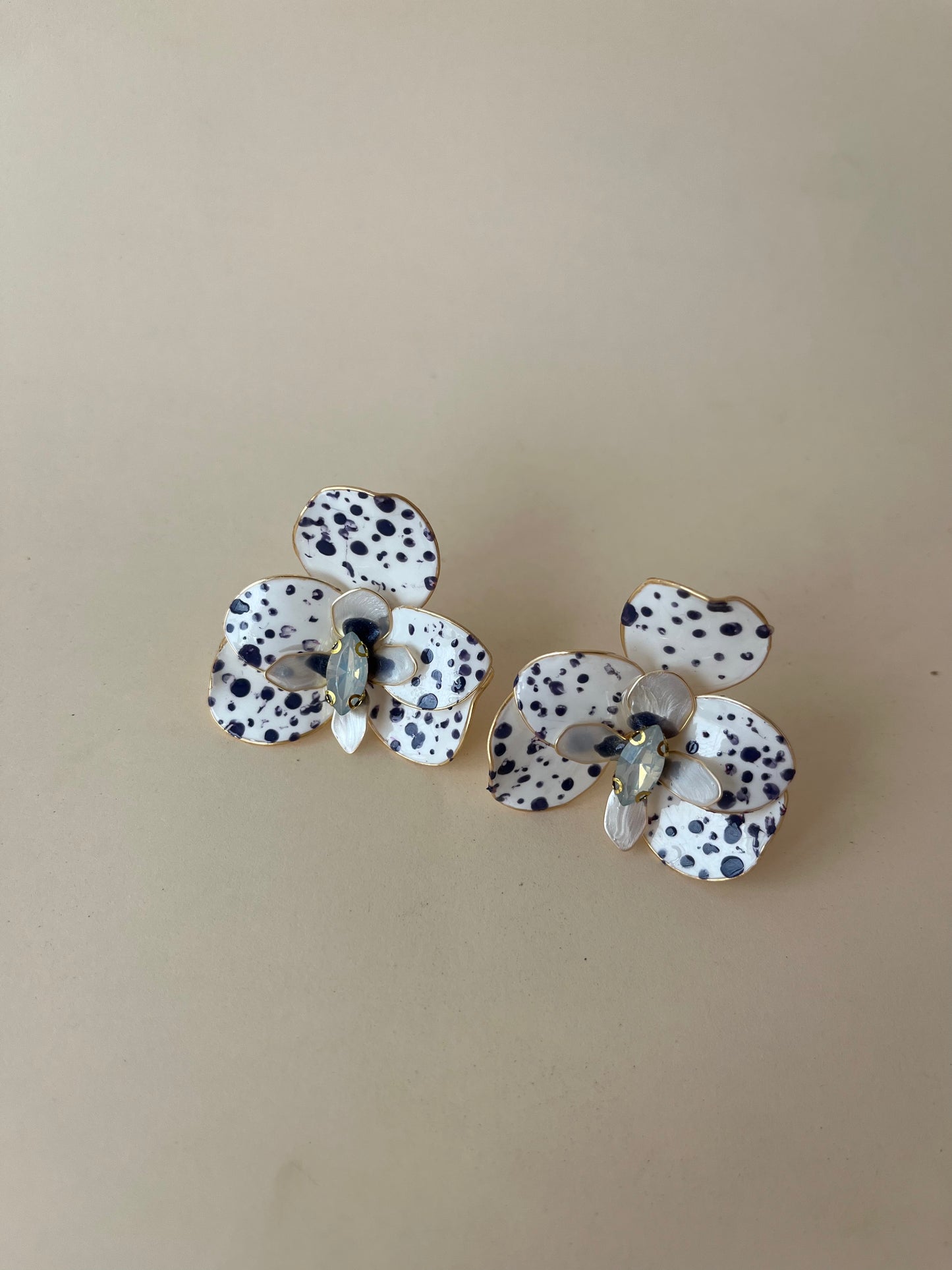 Orchid Dot Purple