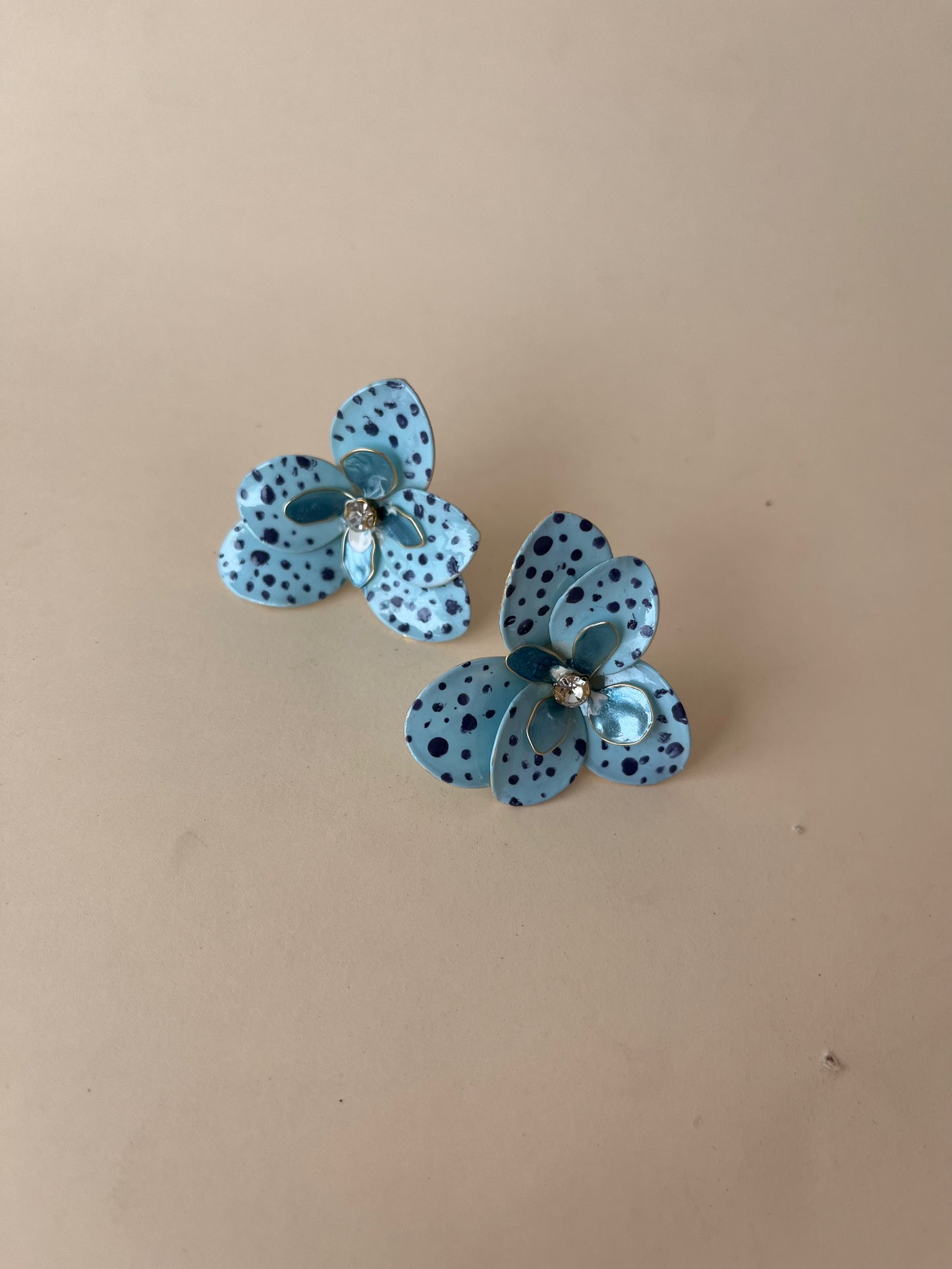 Orchid Dot Blue