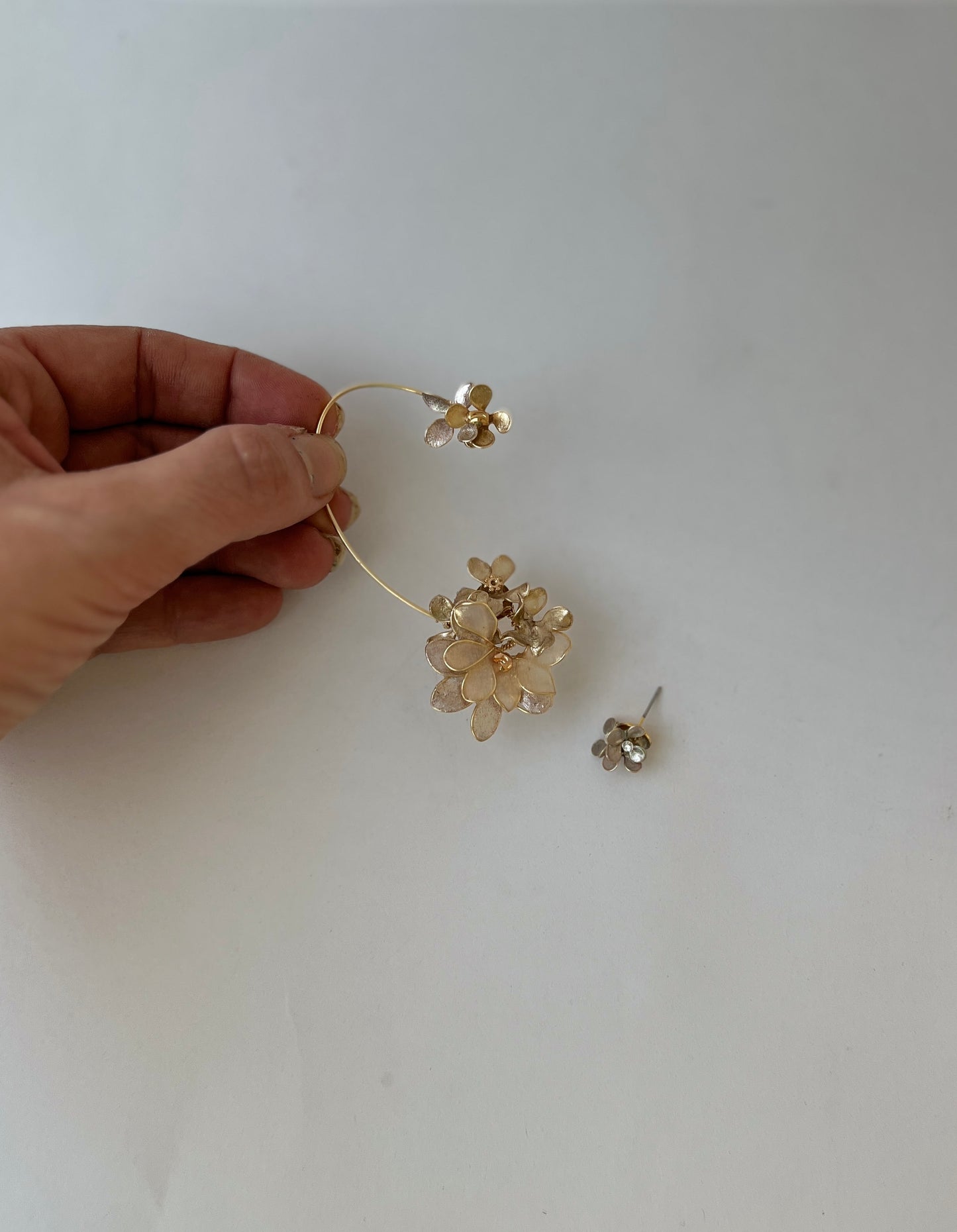 Metallic Earcuff